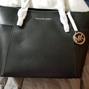 Michael Kors Tote